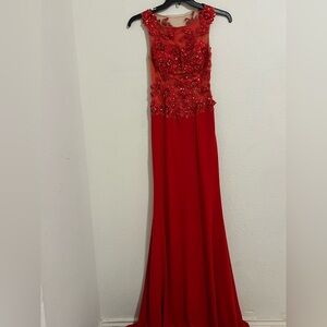 Red Sleeveless Crew Neck Maxi Gown for Weddings
